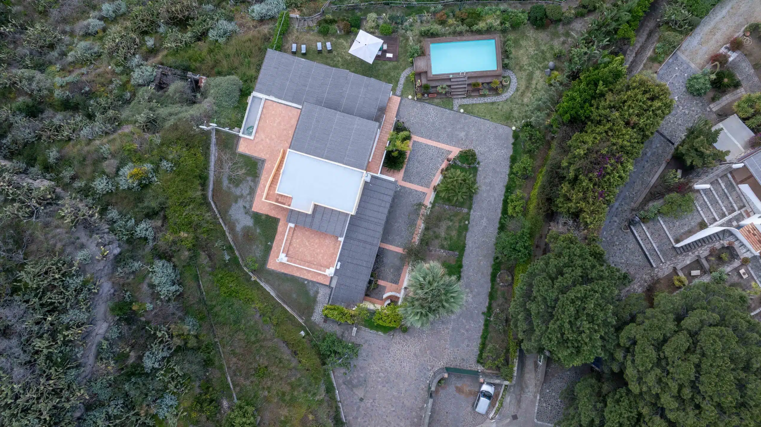 DJI_20250401220435_0094_D-scaled